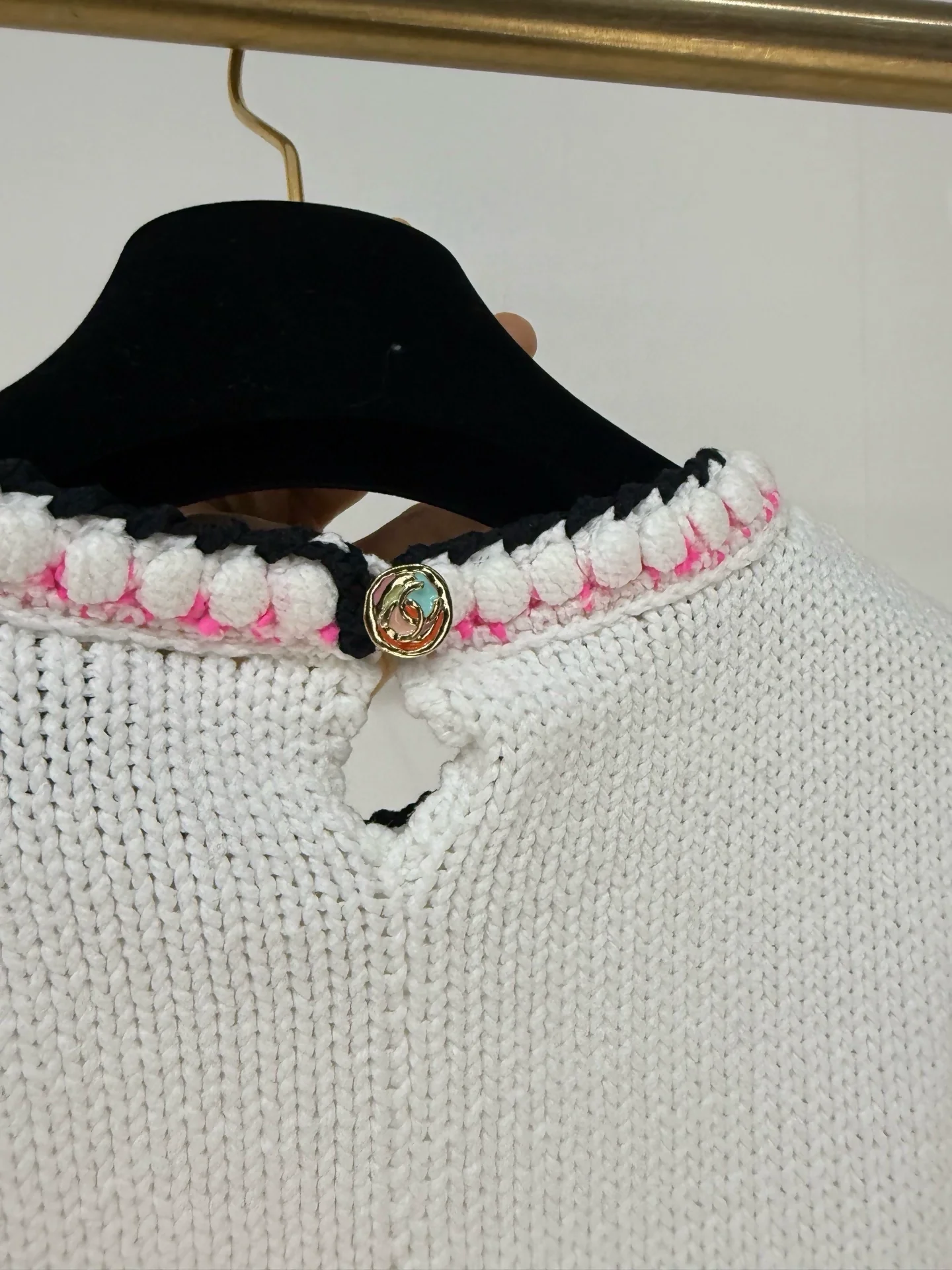Chanel 24S white Rainbow Striped Knit Top - Image 3