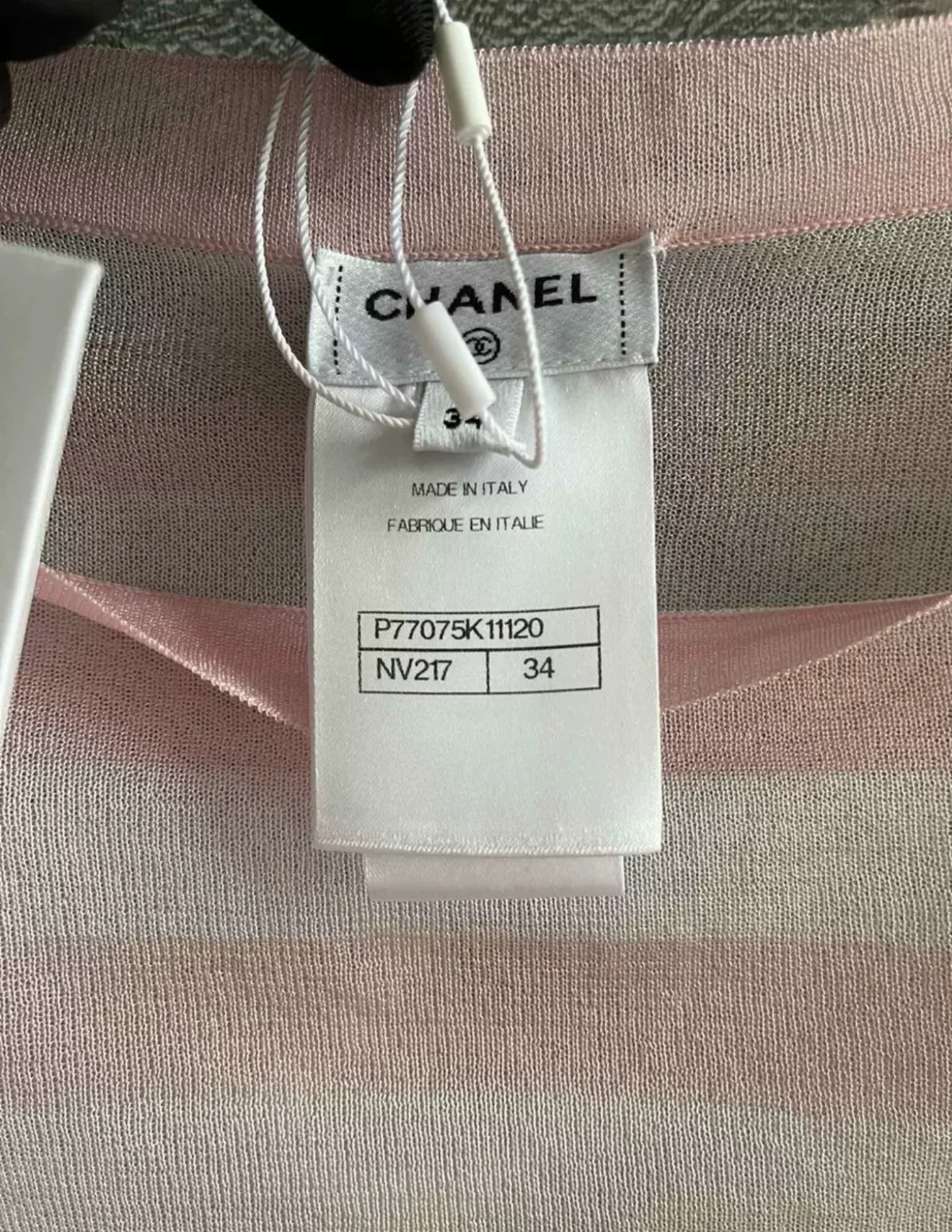 Chanel 24S Light Pink & White Cape - Image 2