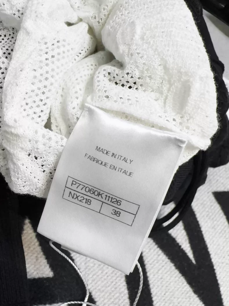 Chanel 24S white lace quilted black belted knit dress - Image 6