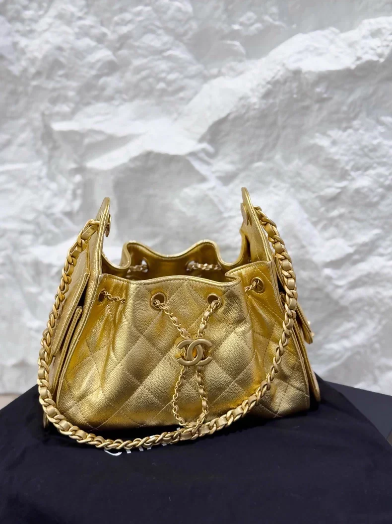 Chanel 25 hobo Mini metallic gold leather and chain
