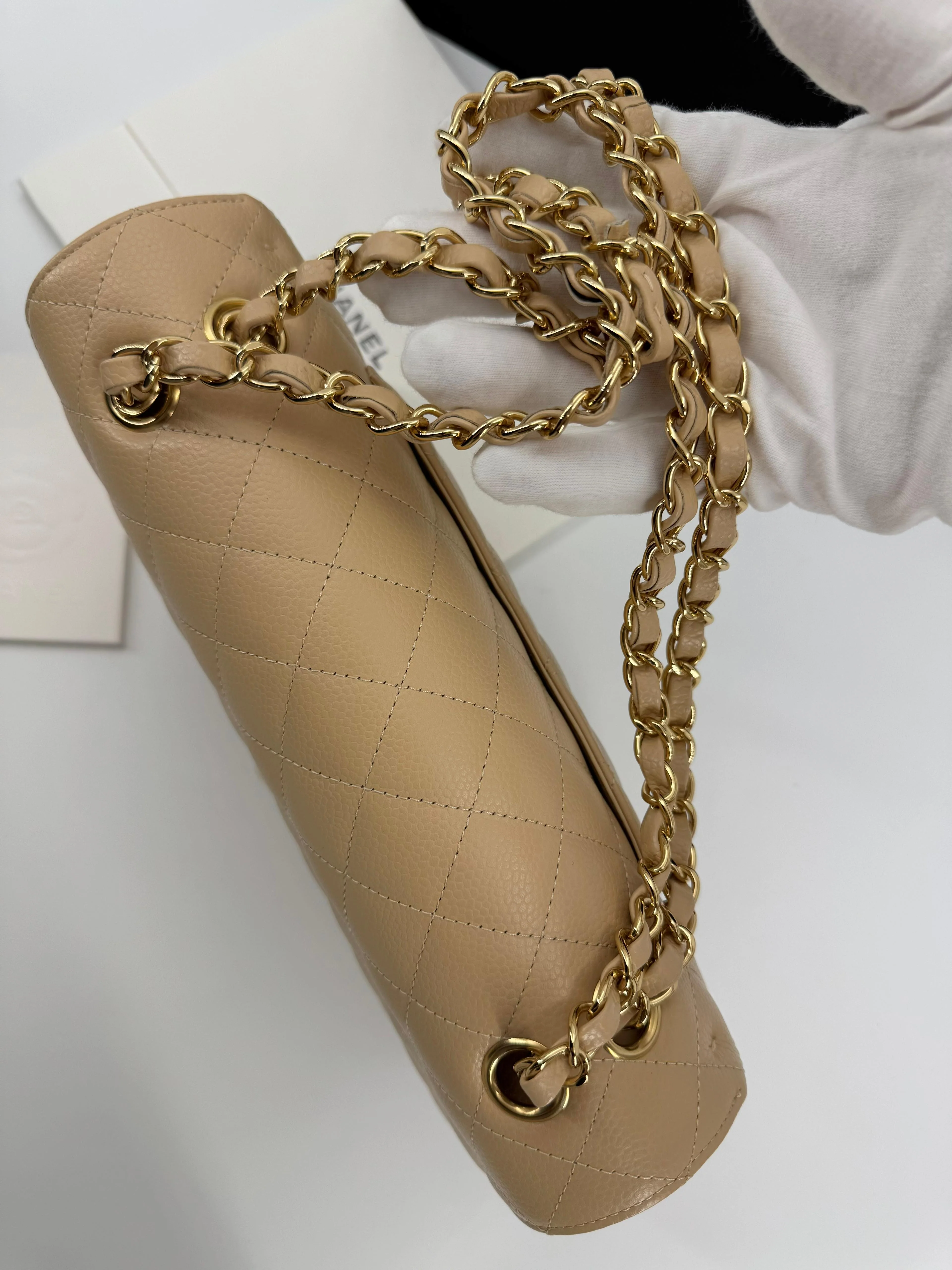 Chanel 25 Medium CF flap beige Caviar leather - Image 14