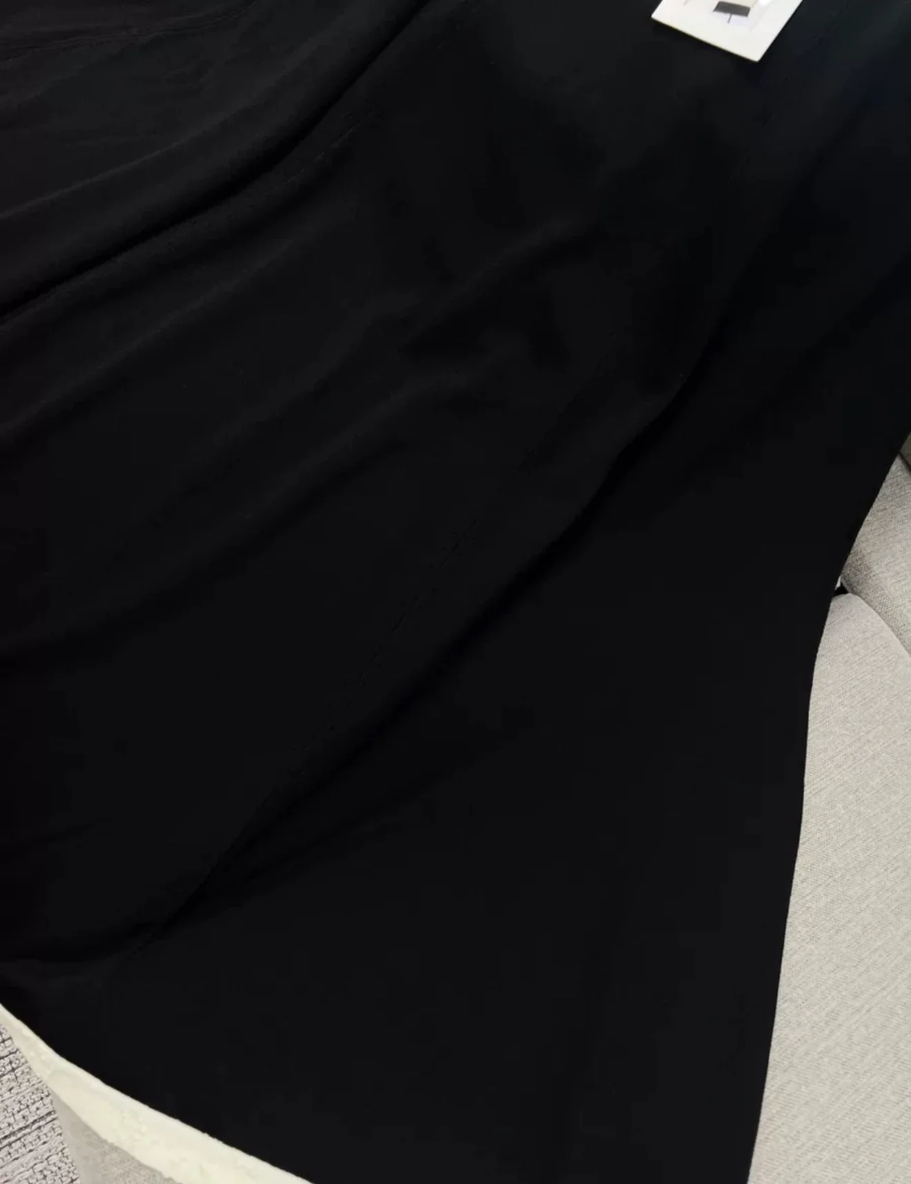 Chanel 25A Black & Ecru Skirt - Image 5