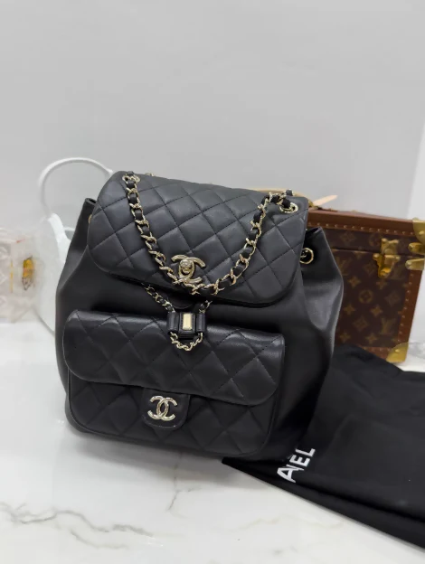 Chanel 25A black gold hardware large backpack - Image 2
