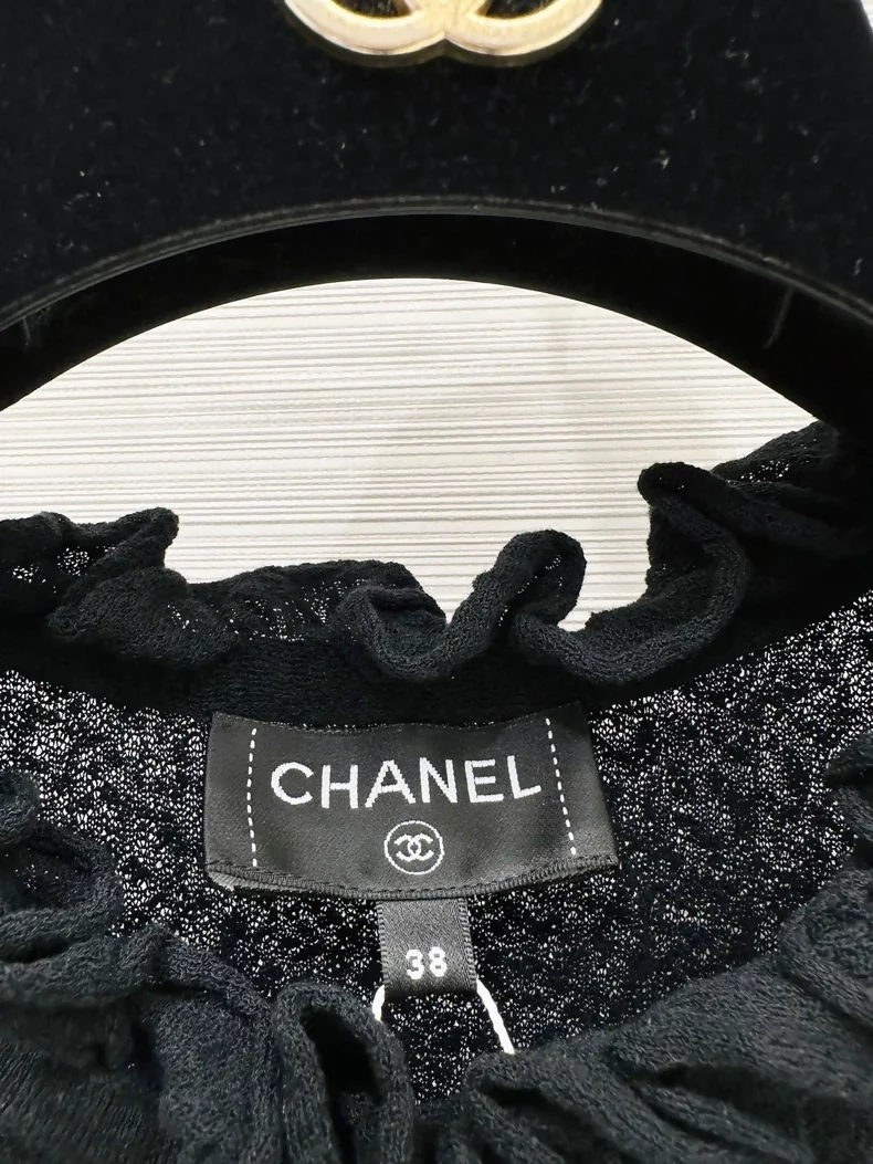 Chanel 25A black ruffled dress - Image 2