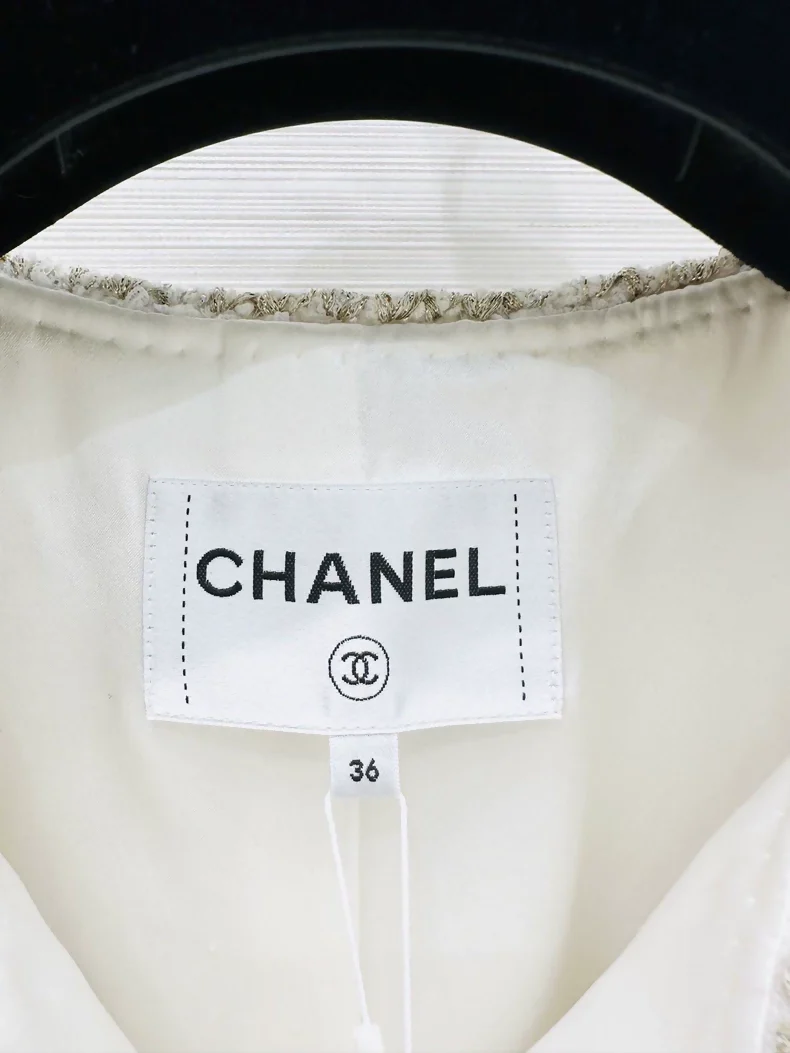 Chanel 25A Métiers d'Art white tweed jacket - Image 2