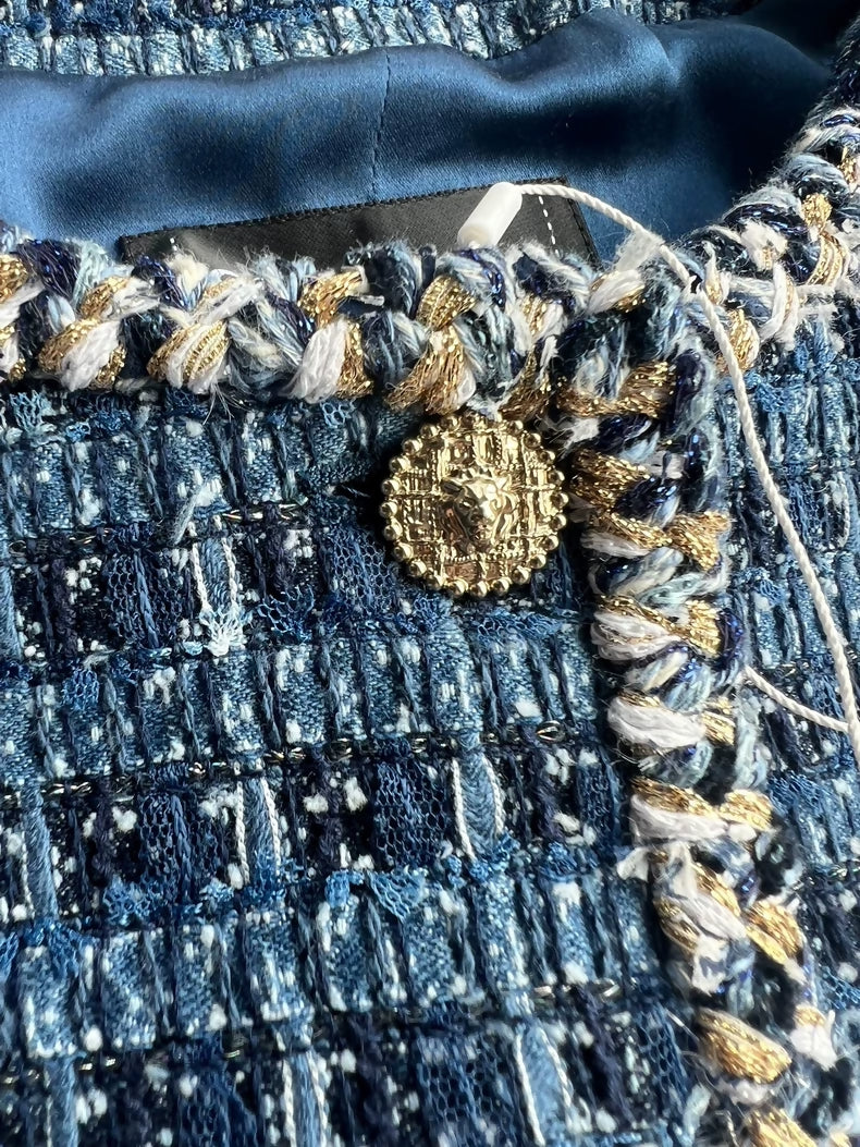 Chanel 25A blue tweed vest - Image 2