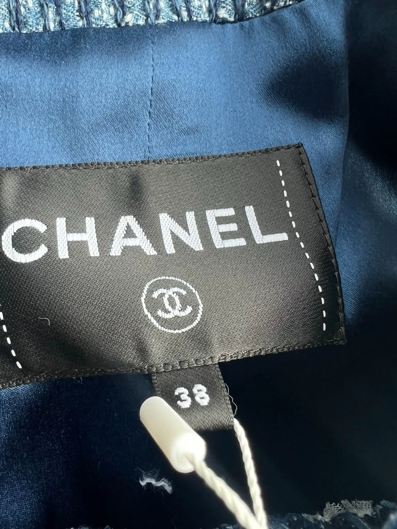 Chanel 25A blue tweed vest - Image 3
