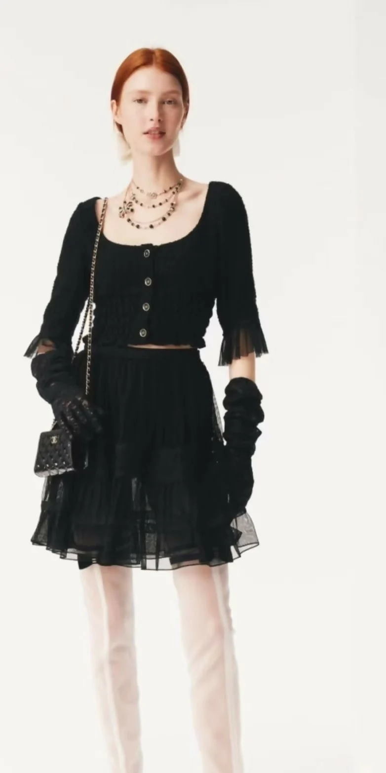Chanel 25B Black Knit Lace Top Shirt Size 38 - Image 4