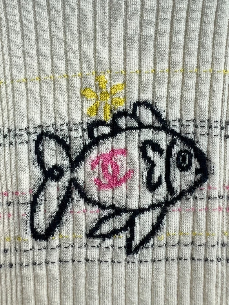 Chanel 25C white fish T-shirt - Image 2