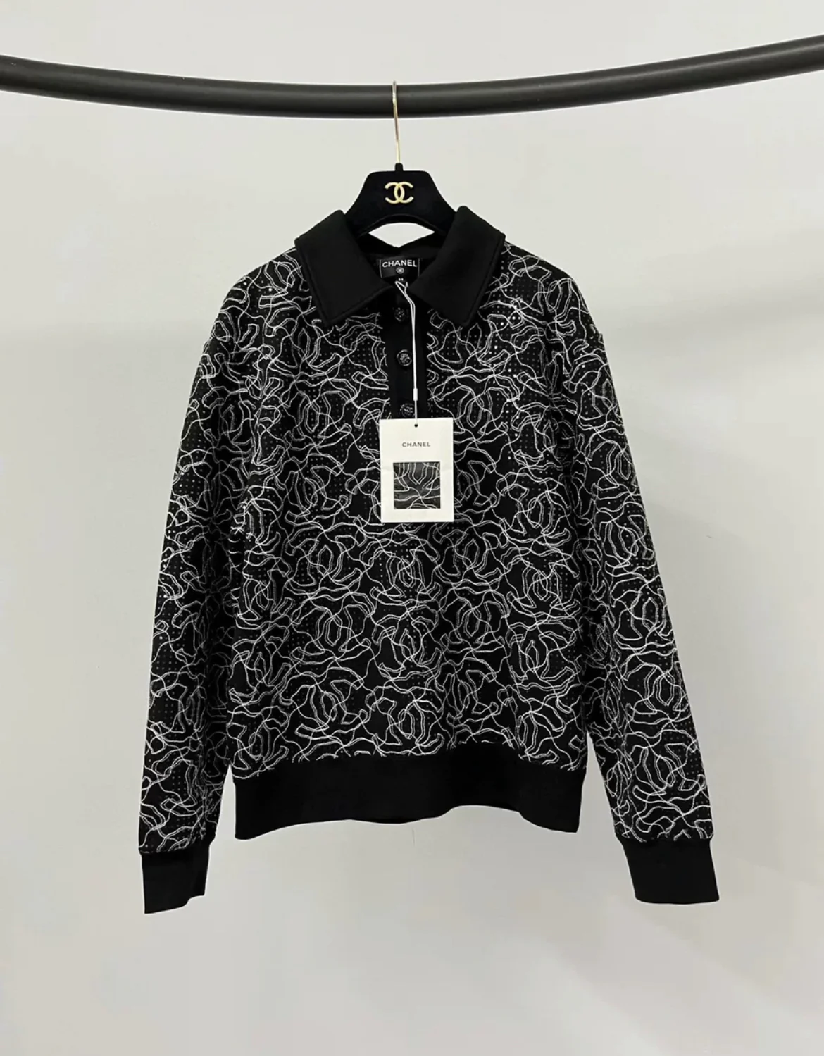 Chanel 25C black Sweater size 38 very popular