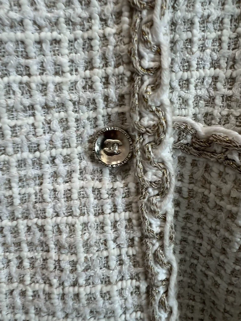 Chanel 25C white tweed jacket - Image 3