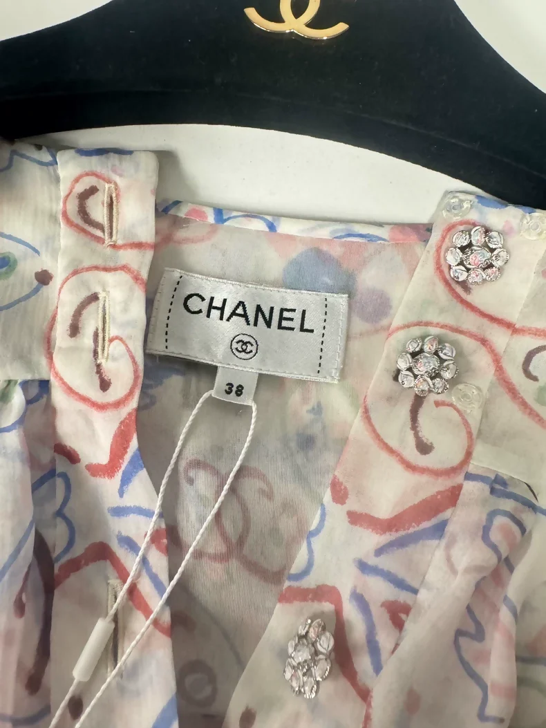 Chanel 25C fish print silk dress - Image 3