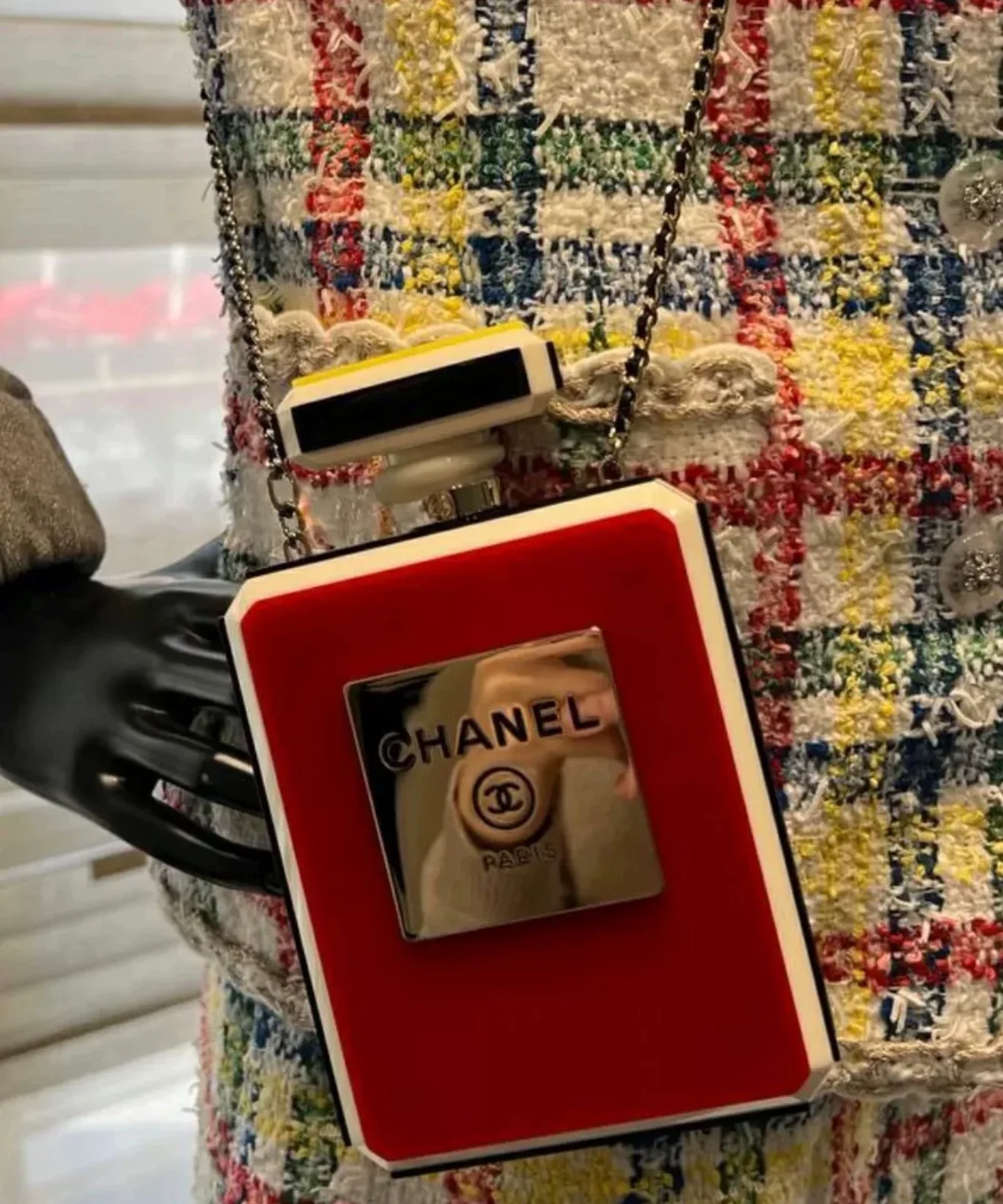 Chanel 25C Perfume Bottle Bag Minaudières - Image 3