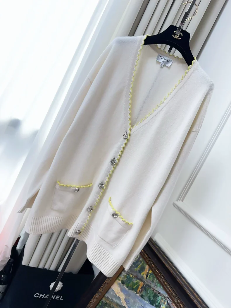 Chanel 25c yellow white every cashmere knit cardigan