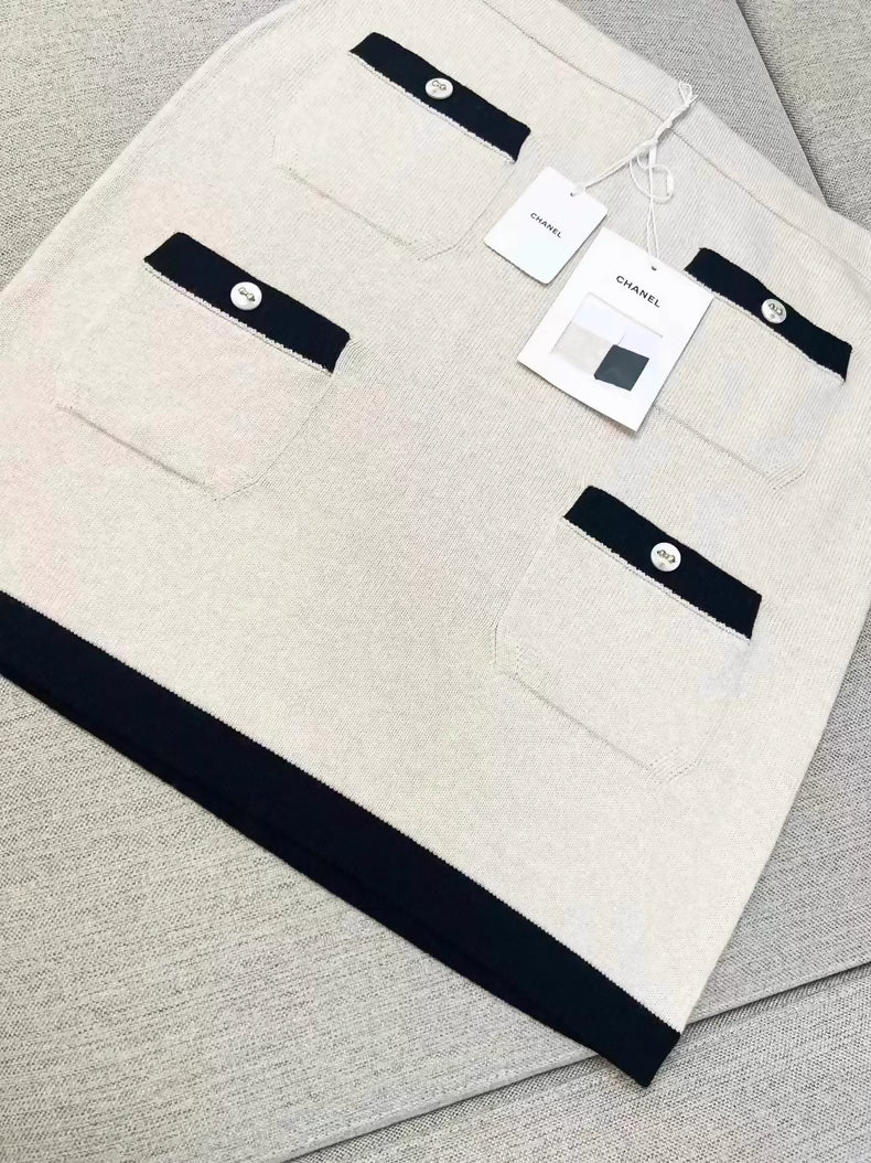 Chanel 25k beige and black skirt - Image 2