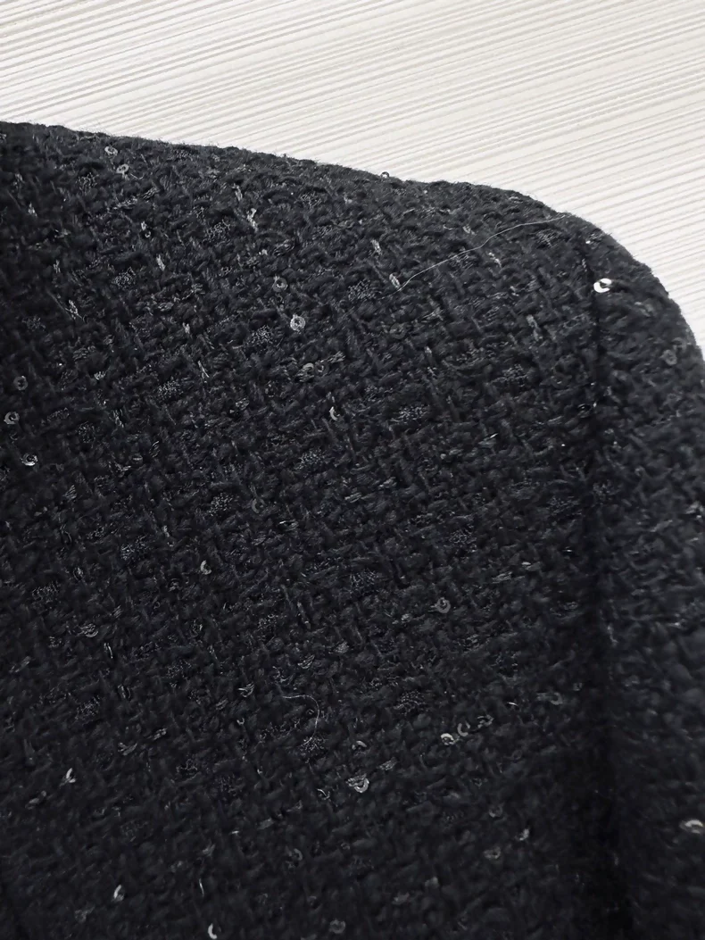 Chanel 25k black tweed jacket - Image 3