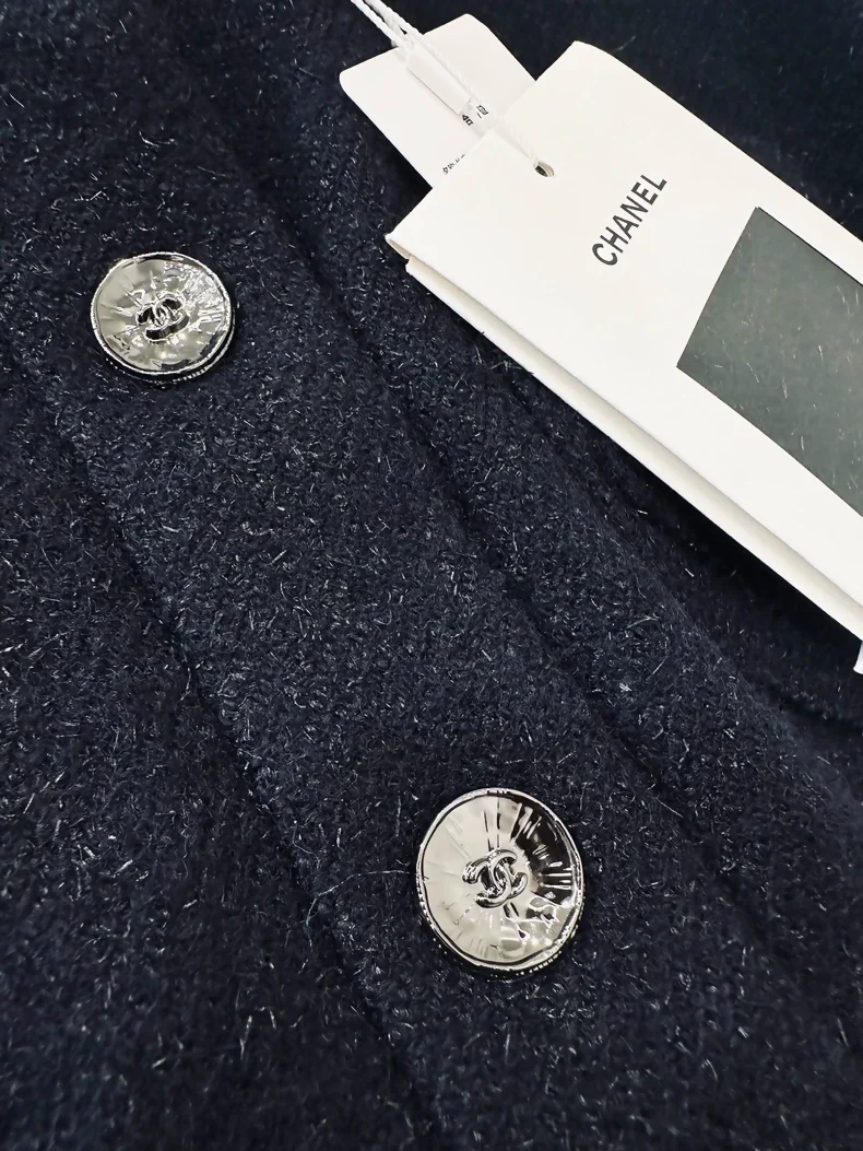 Chanel 25K Blue Tweed Double C logo jacket - Image 3