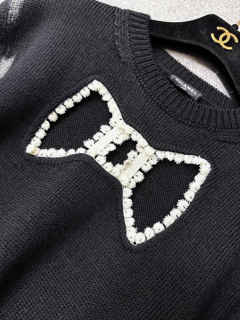 Chanel 25k black bow top - Image 2