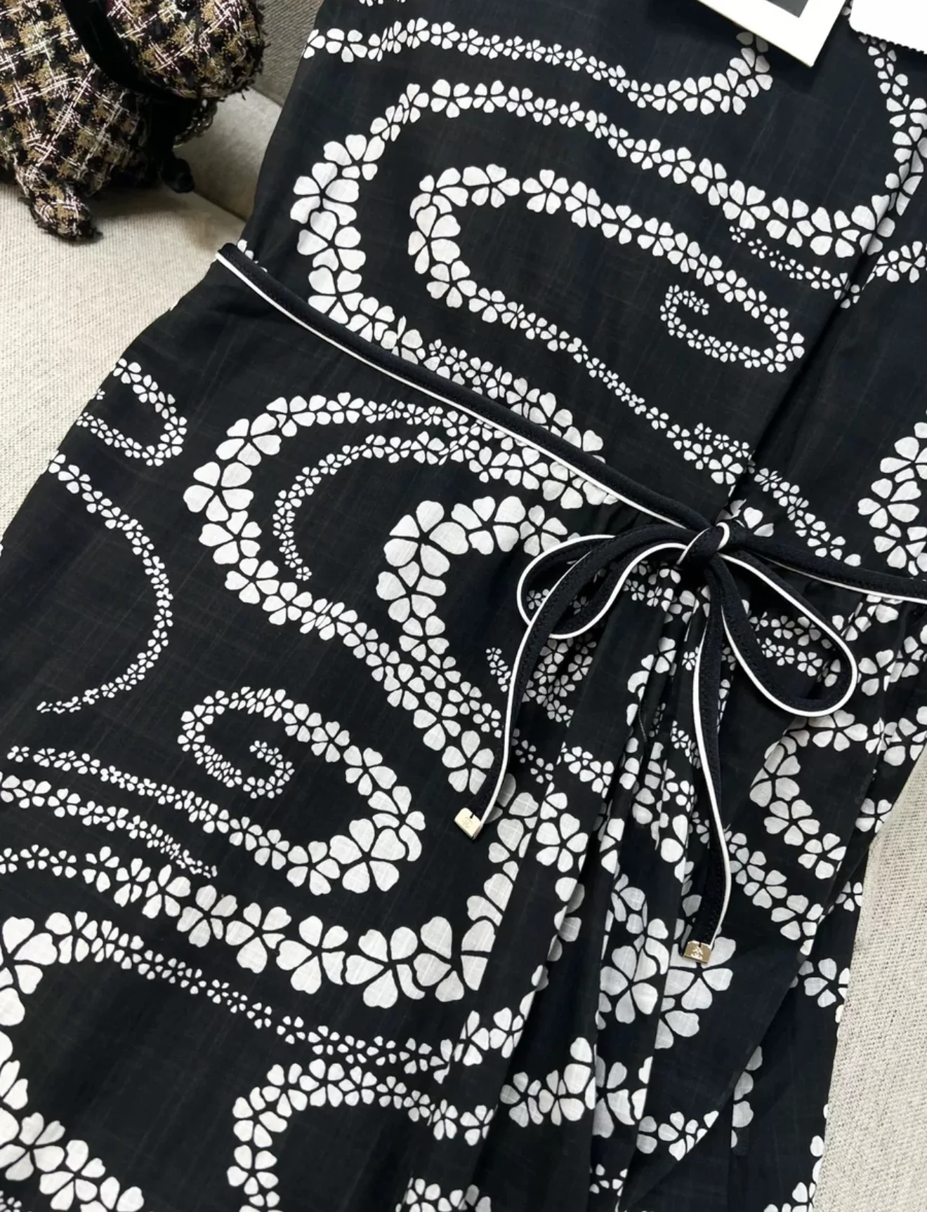 Chanel 25M black and white printed dress - Image 5