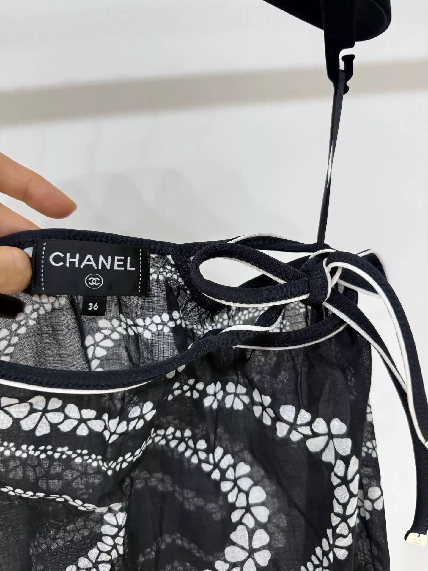 Chanel 25M coco beach series black skirt - Image 3