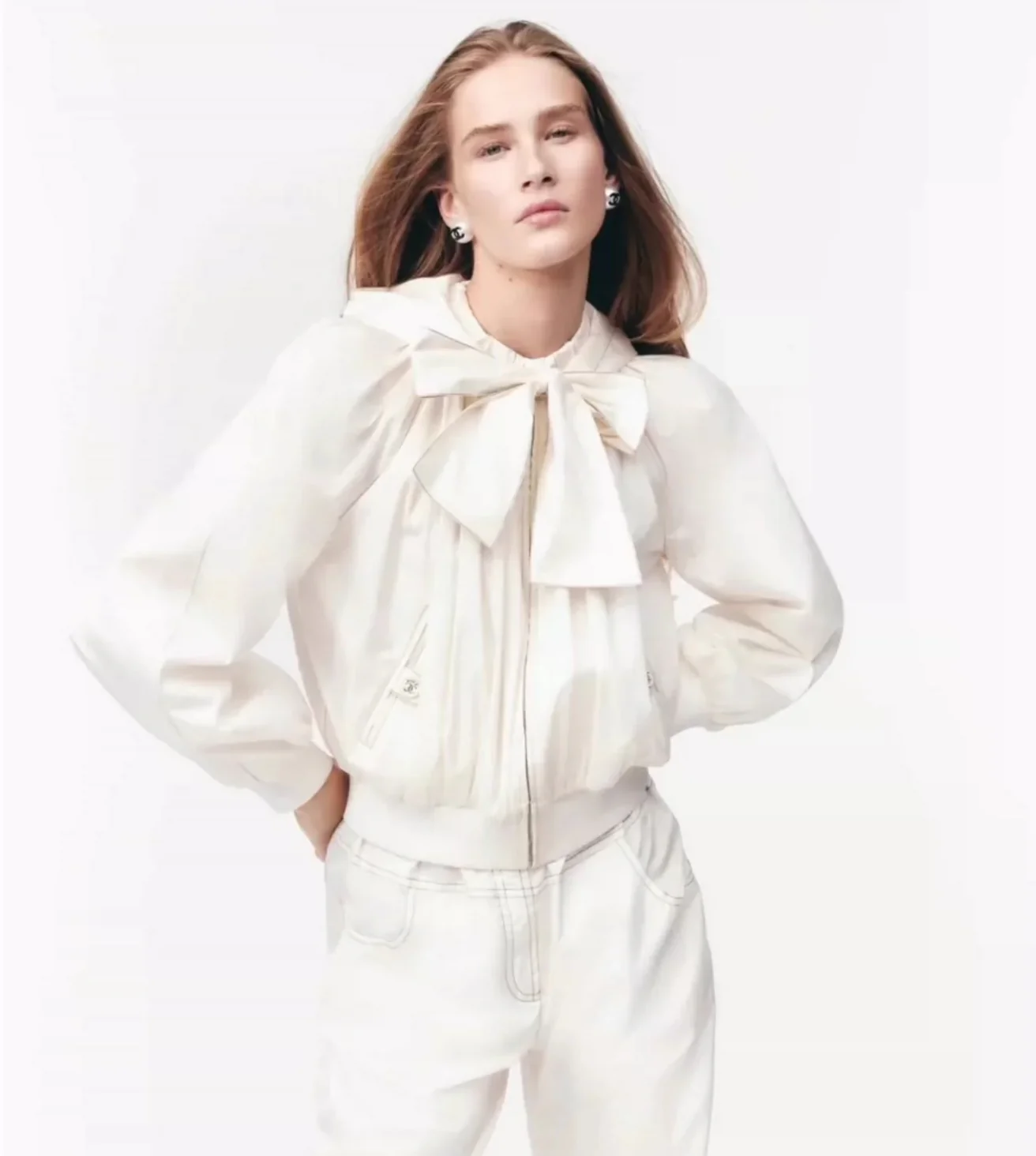 Chanel 25M coco beach white silk taffeta butterfly hooded - Image 5