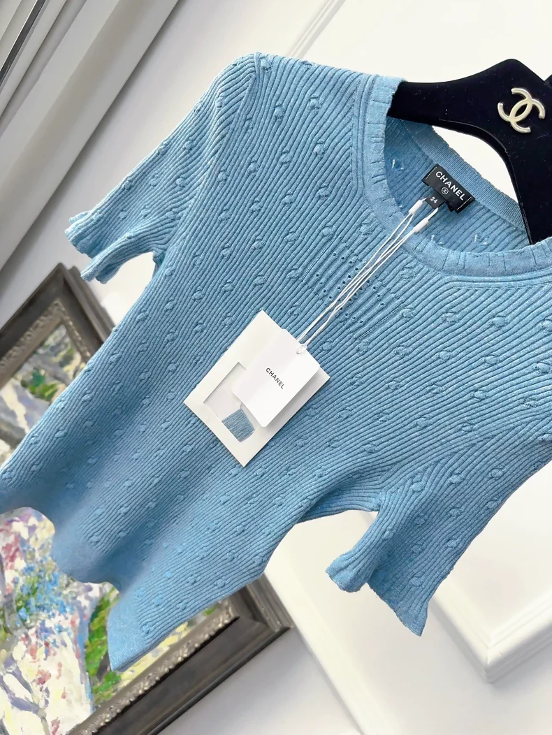 Chanel 25P blue knit top - Image 2