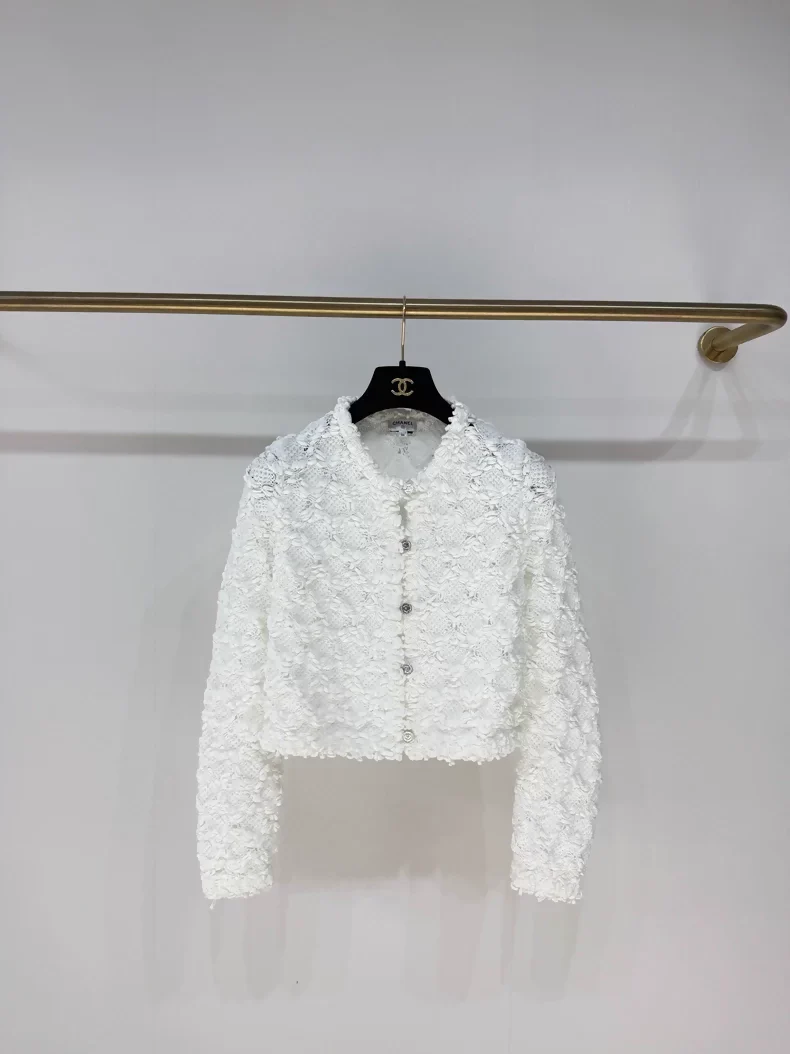 Chanel 25P white knit cardigan