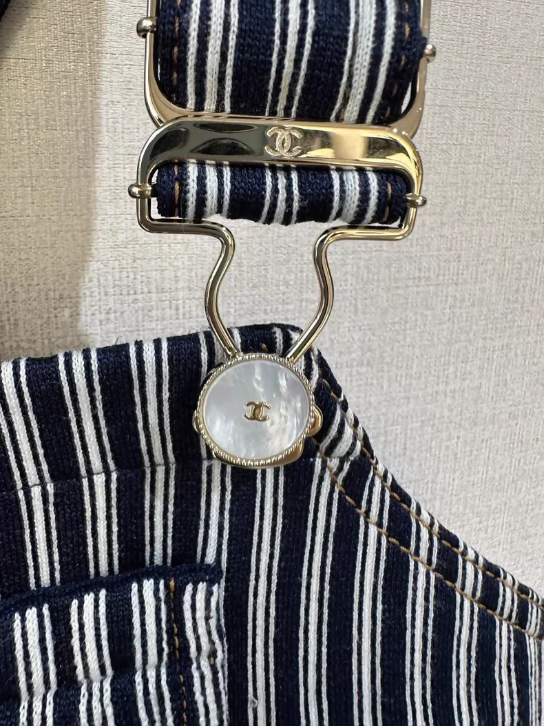 Chanel 25p denim top - Image 2