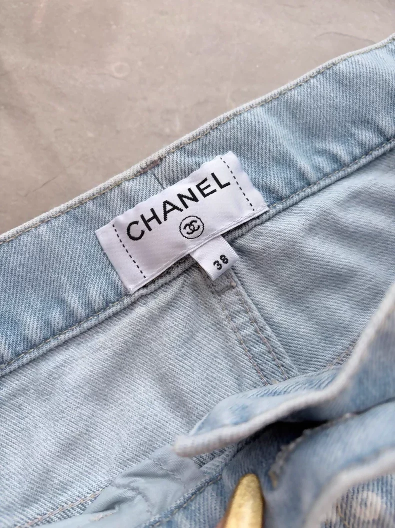 Chanel 25p light blue pearl straight leg pant - Image 3