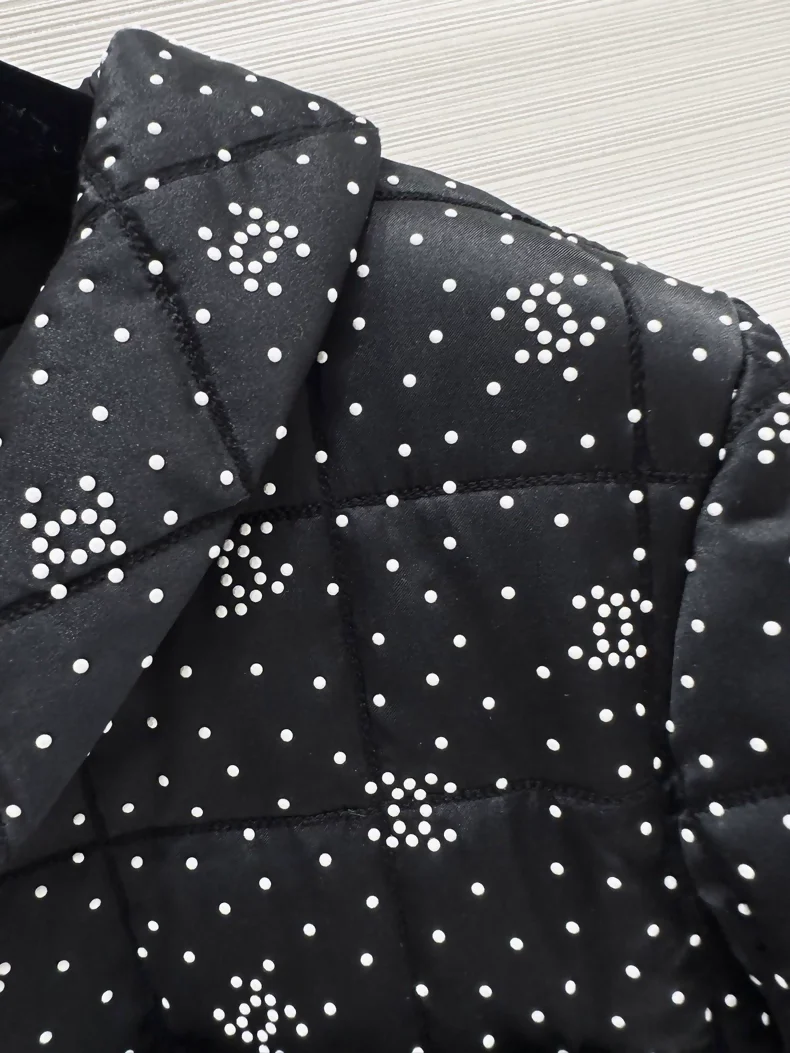 Chanel 25p black and white polka dots jacket - Image 3