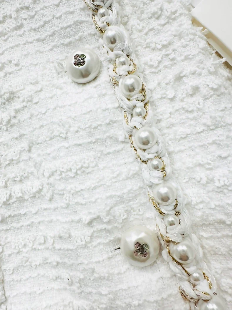 Chanel 25p white tweed jacket - Image 4