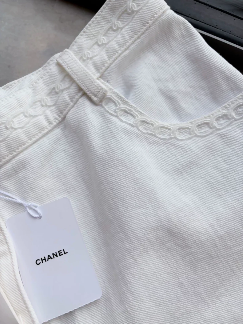 Chanel 26P White Wide-Leg Pants - Image 3