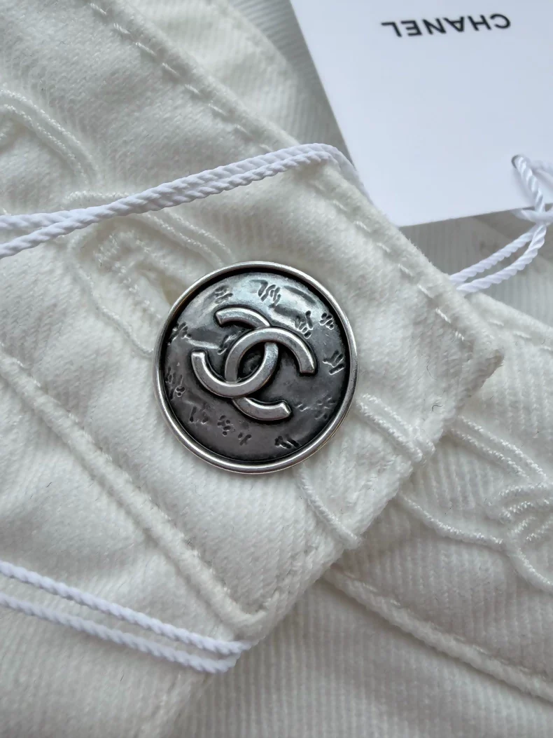 Chanel 26P White Wide-Leg Pants - Image 7