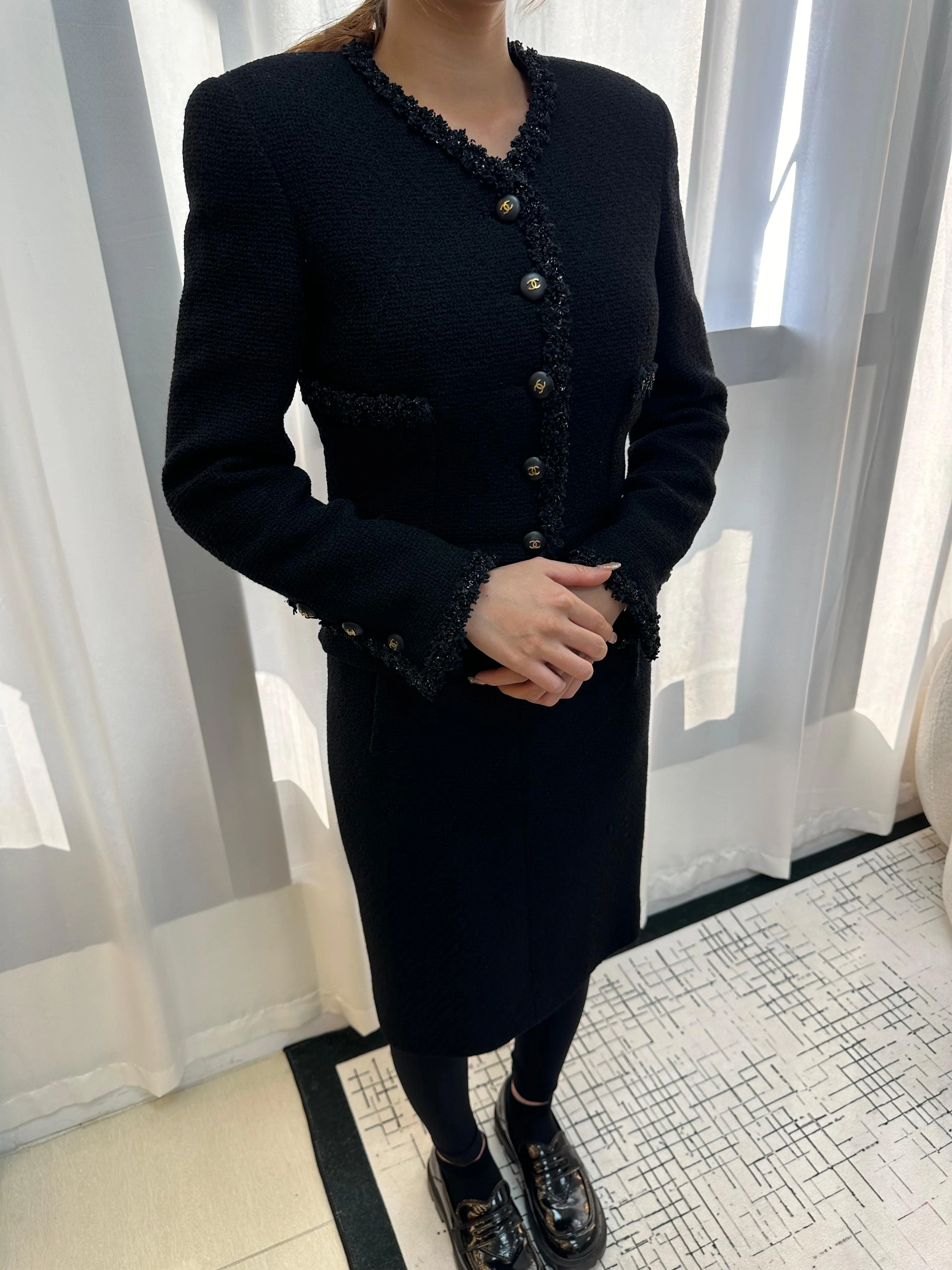 Chanel 90s black tweed Jacket and dress - Image 9