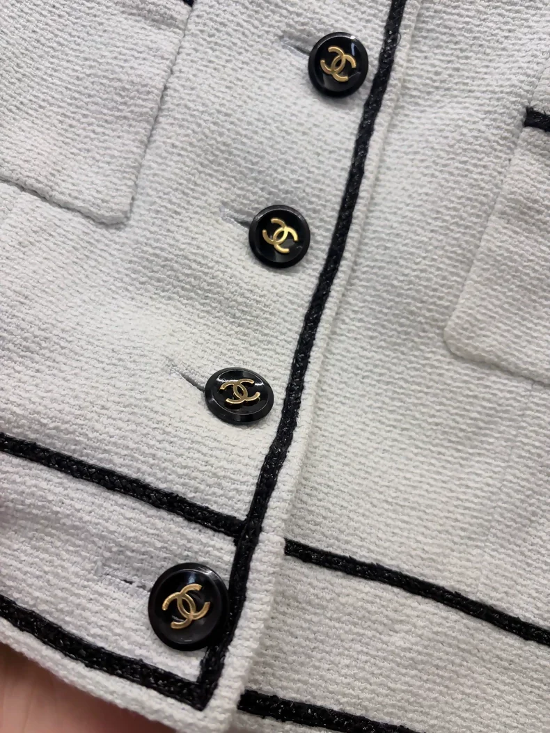 Chanel 95p Barbie Collection Vintage Ice Blue Short Tweed Jacket - Image 5