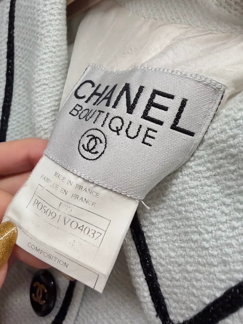 Chanel 95p Barbie Collection Vintage Ice Blue Short Tweed Jacket - Image 8