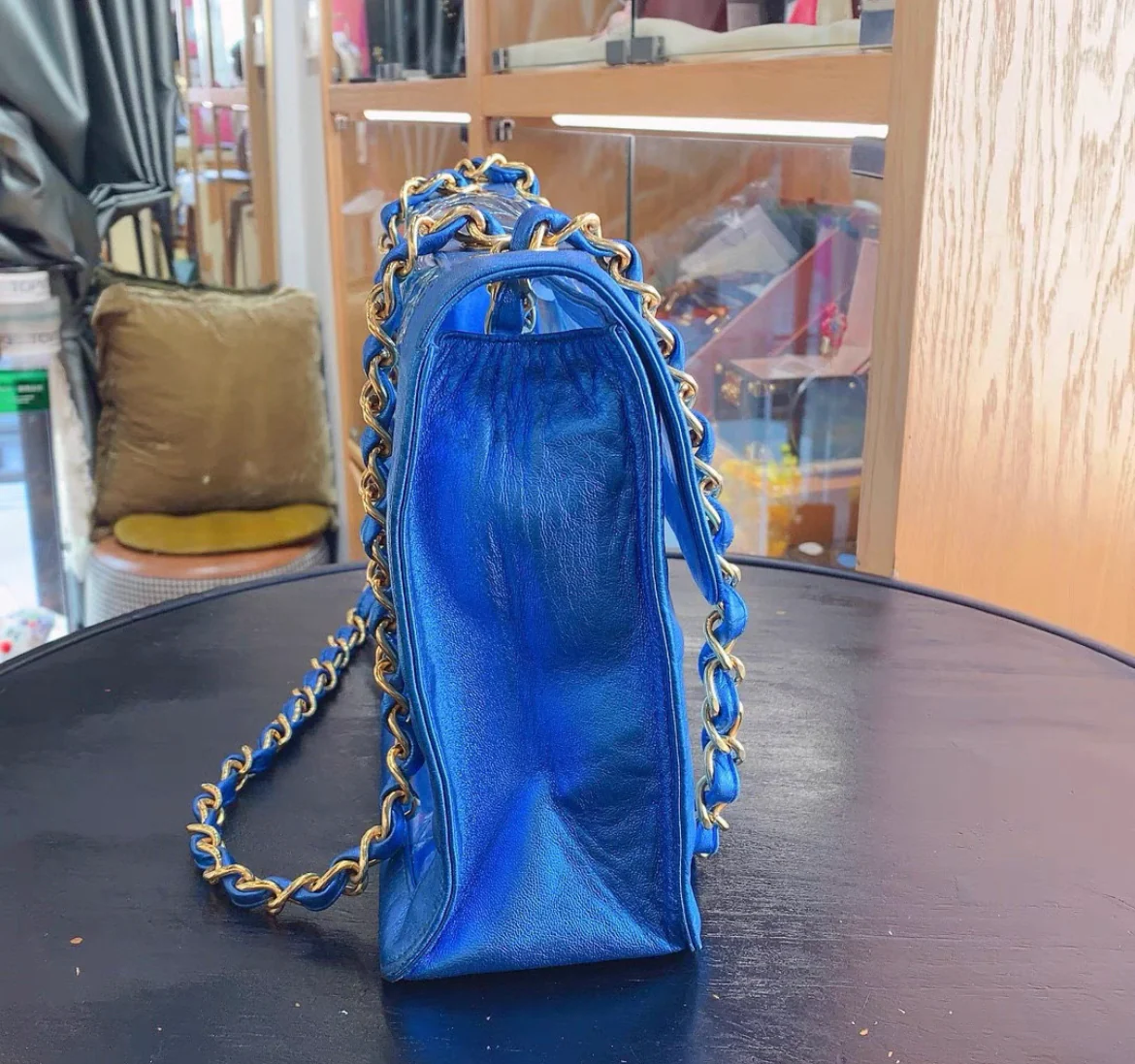 CHANEL 95P VINTAGE "BARBIE" MAXI FLAP METALLIC BLUE BAG 24K GHW CLASSIC PCI - Image 2