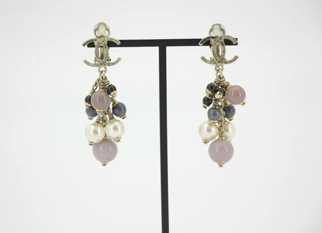 Chanel A11P Imitation Pearl Purple Blue Grape String CLIP-on Earrings