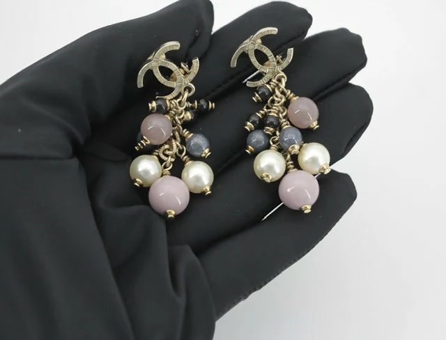 Chanel A11P Imitation Pearl Purple Blue Grape String CLIP-on Earrings - Image 3