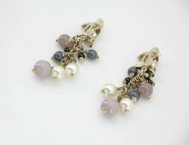 Chanel A11P Imitation Pearl Purple Blue Grape String CLIP-on Earrings - Image 5