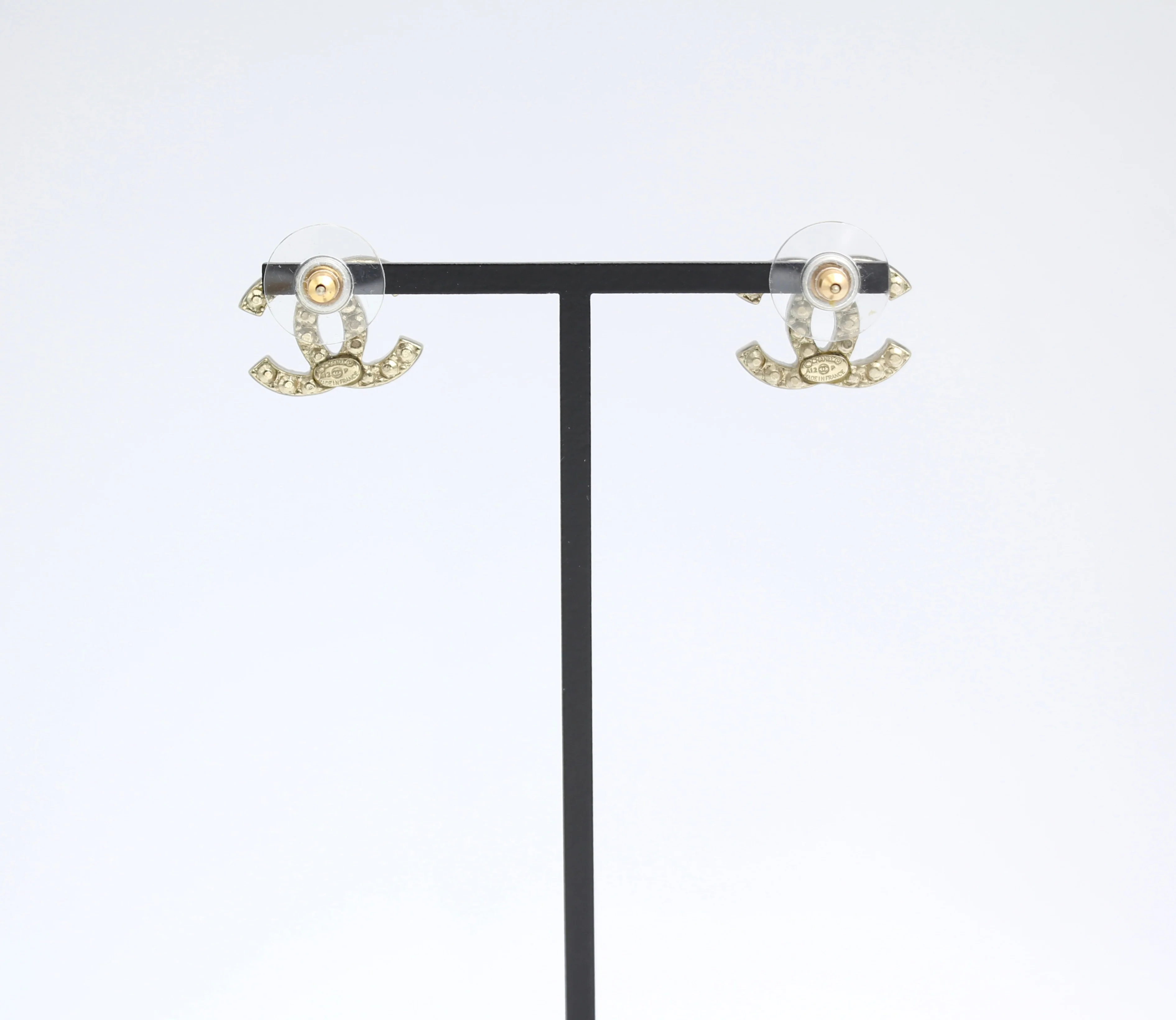 Chanel A12P Imitation Pearl Mixed White Earrings - Image 7