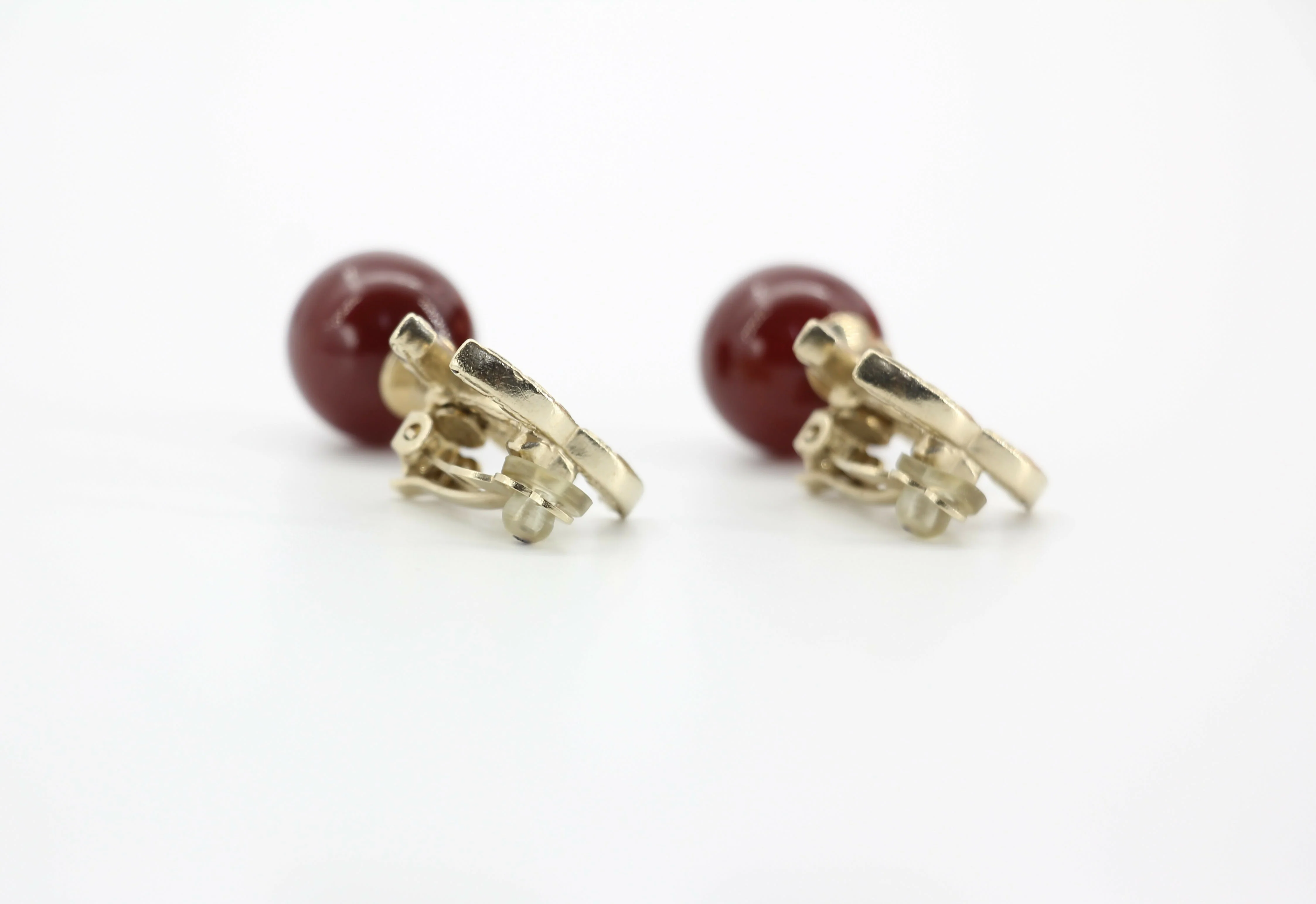 Chanel A13A Gripoix Deep Burgundy Bead Clip-on Earrings - Image 4