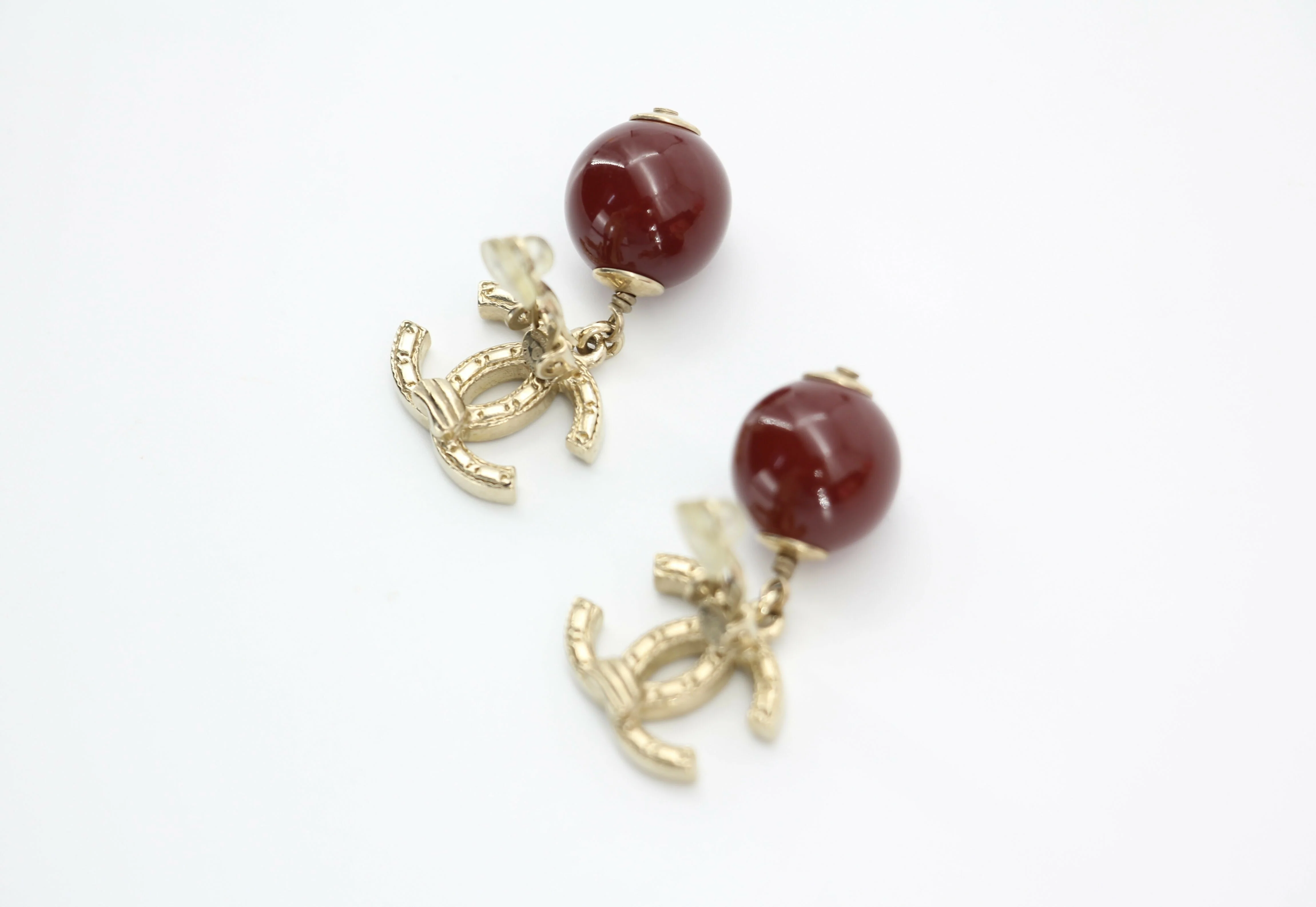 Chanel A13A Gripoix Deep Burgundy Bead Clip-on Earrings - Image 8