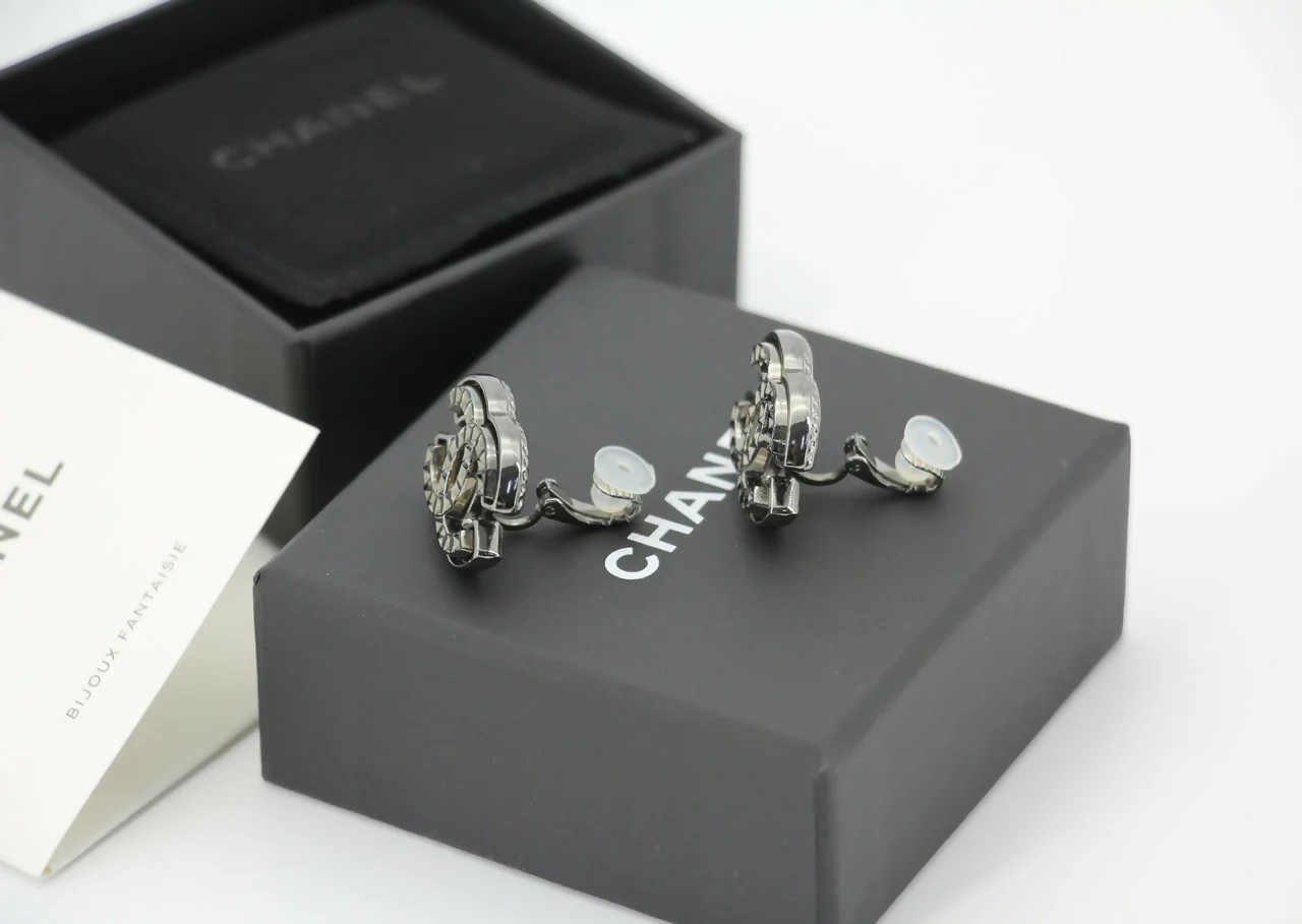 Chanel A24A Metal Black Silver Check CC Clip-on Earrings - Image 8