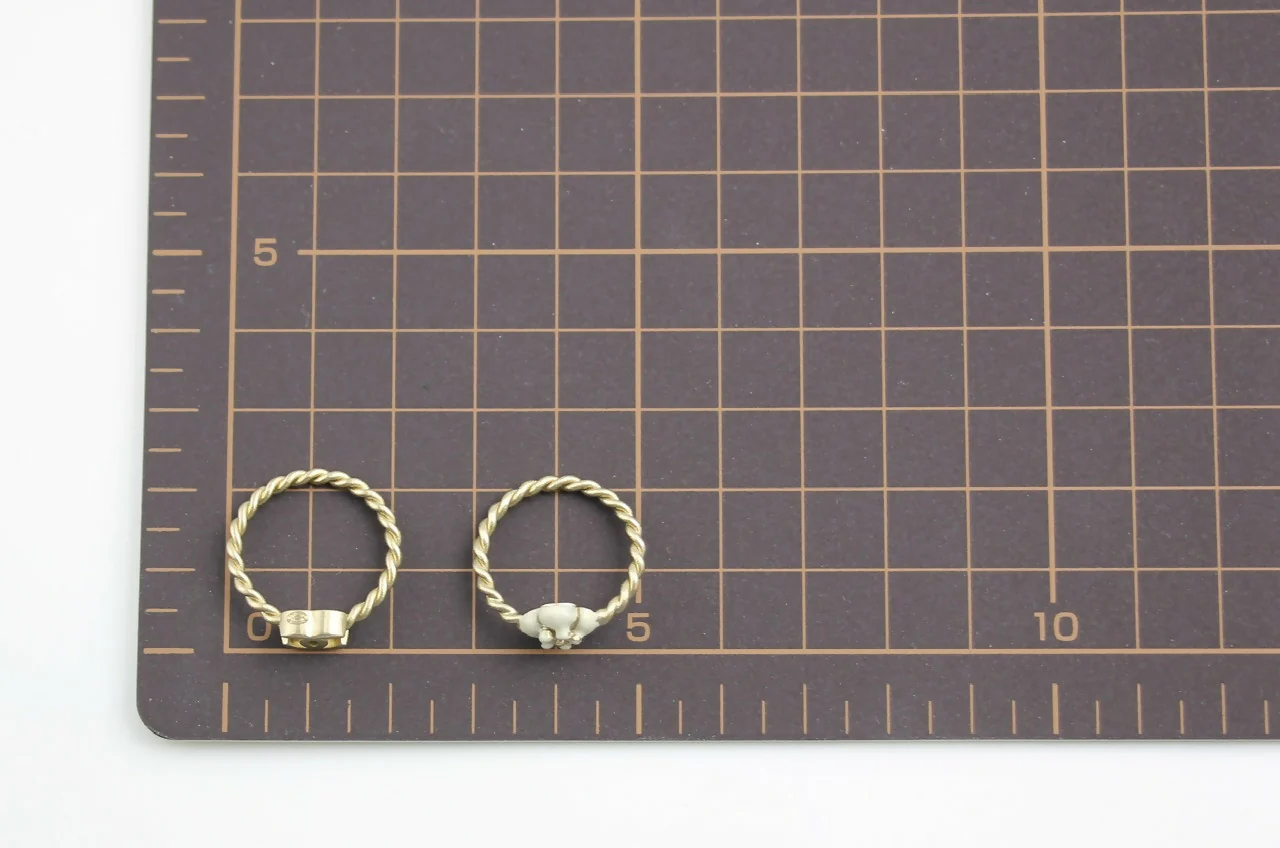 Chanel B11A Metal Camellia Two-Piece Ring Set - Image 10