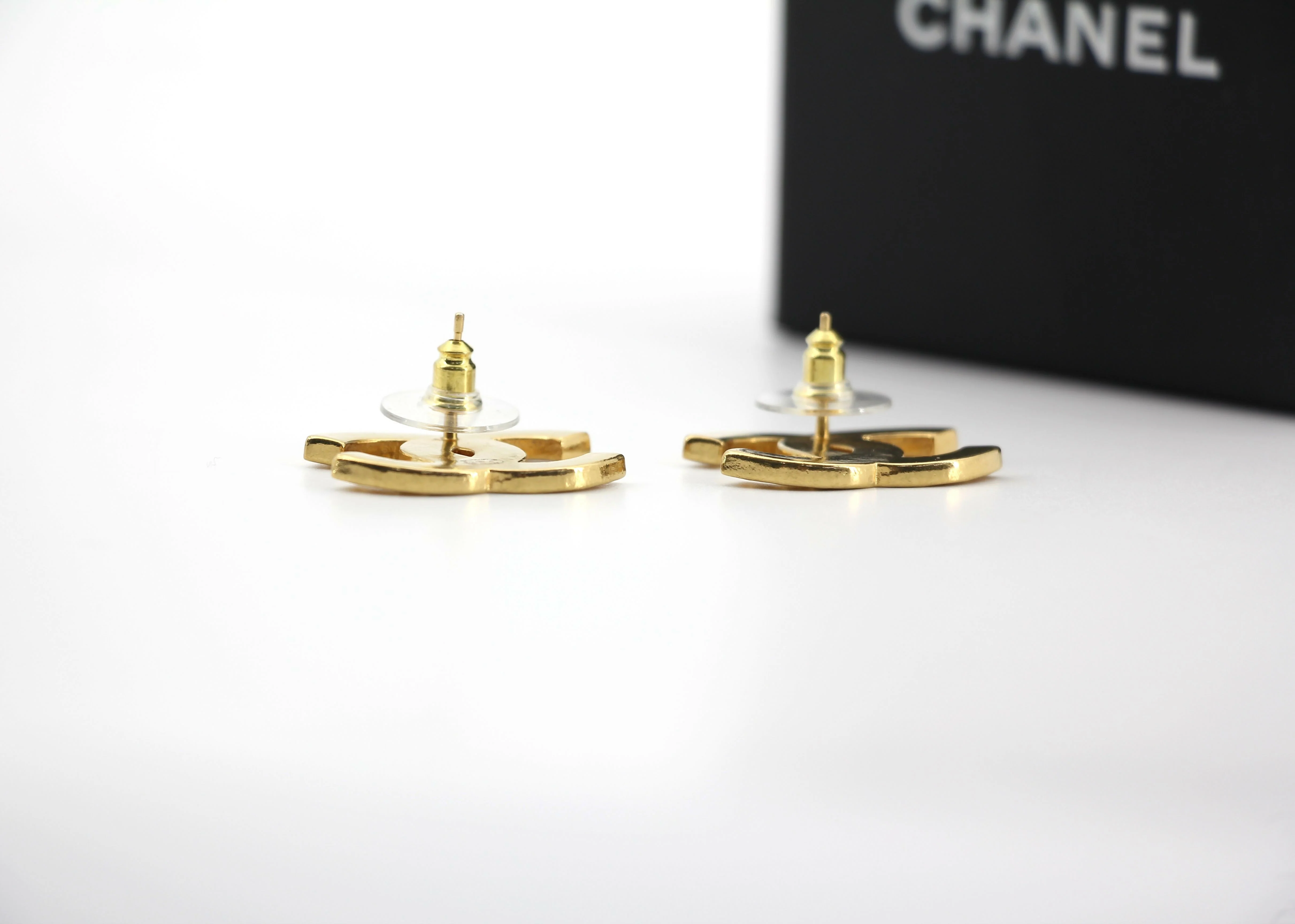 Chanel B19A Metal Square Embossed Gold CC Earrings - Image 6