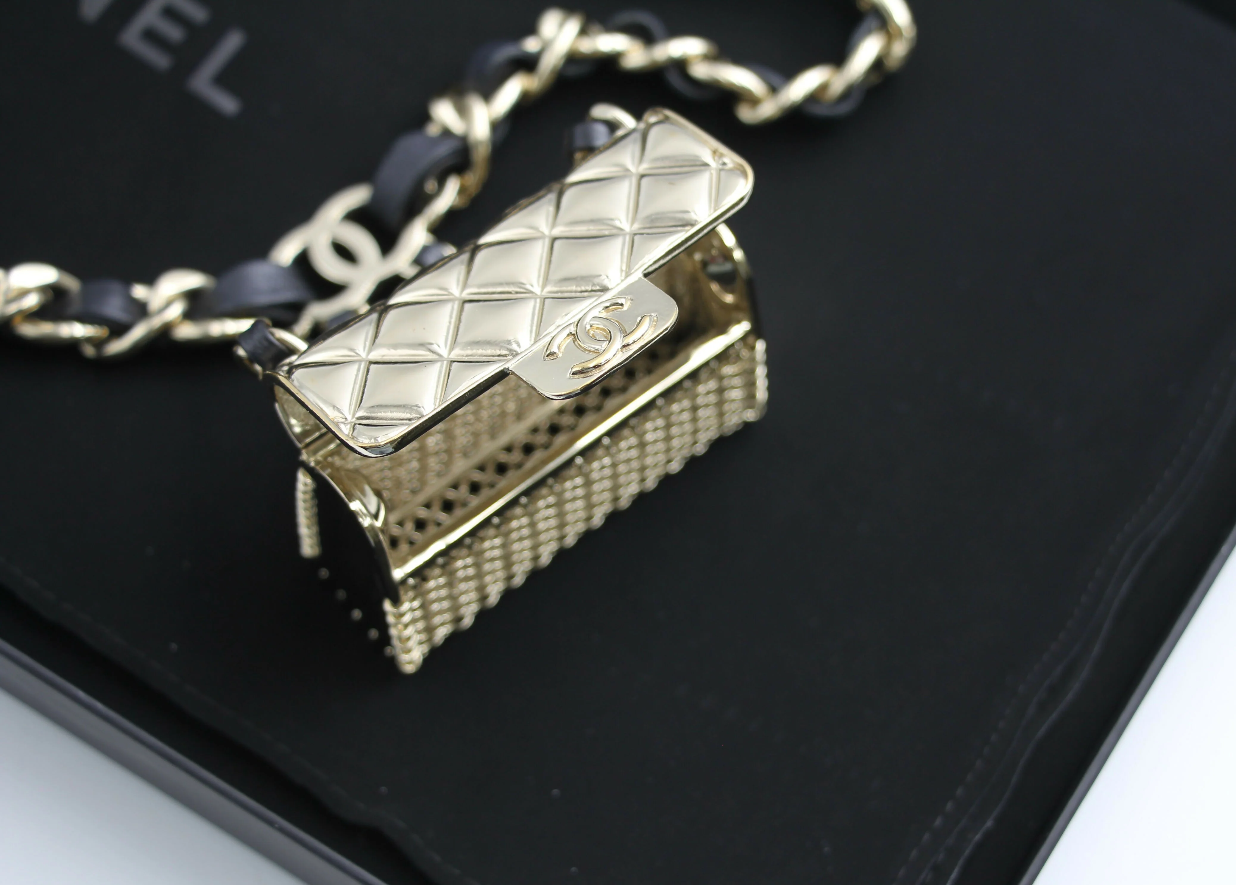 Chanel B21S Metal Handbag Leather Chain Waist Chain 90cm - Image 3