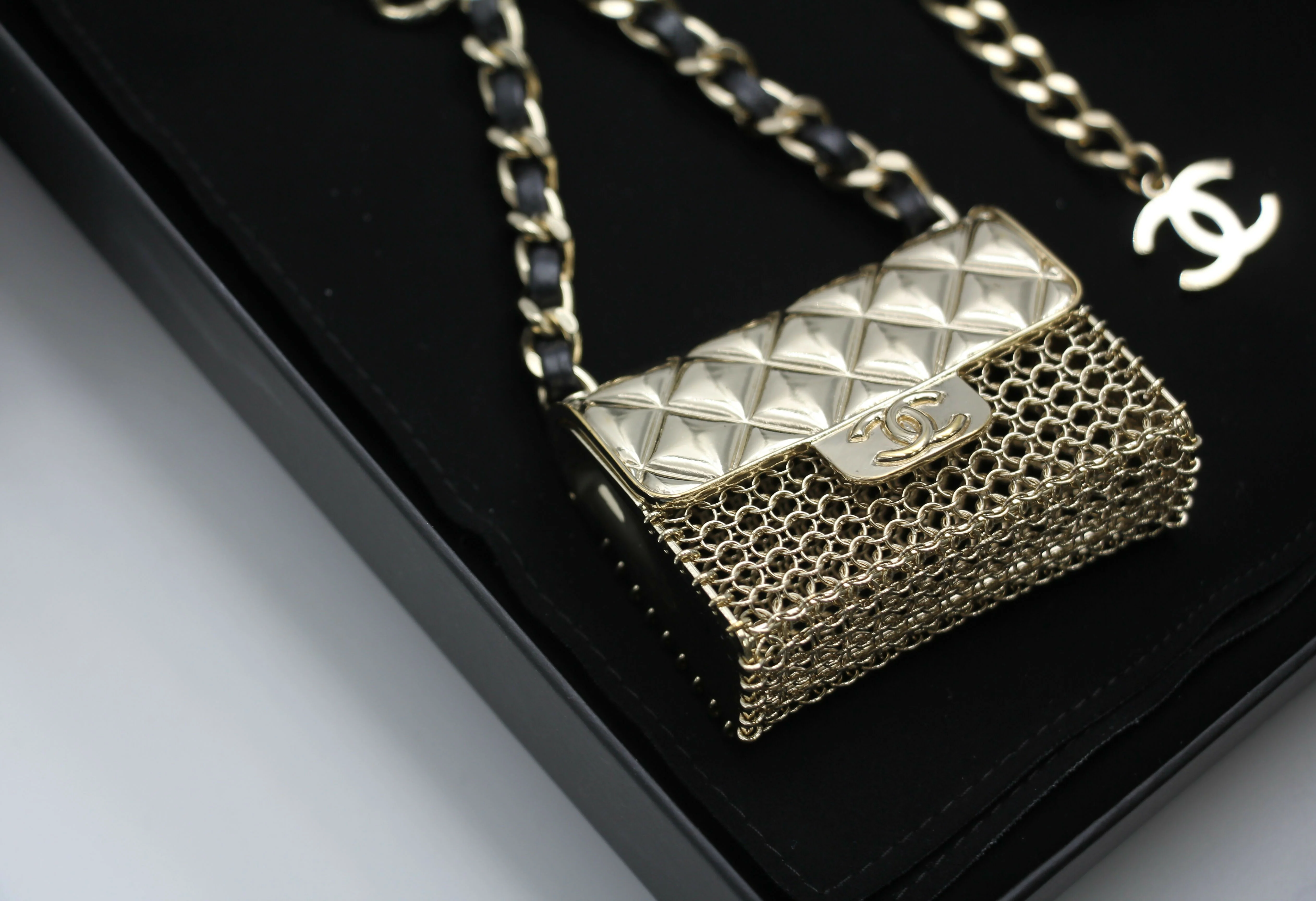 Chanel B21S Metal Handbag Leather Chain Waist Chain 90cm - Image 5