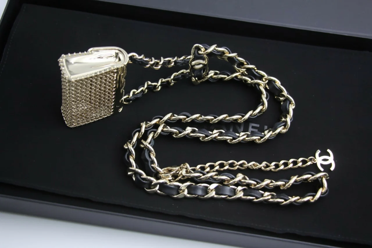 Chanel B21S Metal Handbag Leather Chain Waist Chain 90cm - Image 7