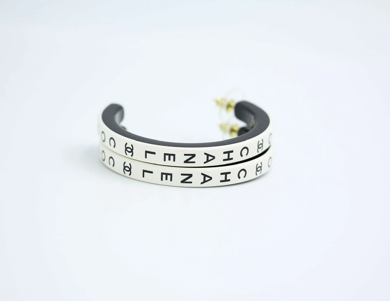 Chanel B22S Resin White Curved COCO Mark Hoop Stud Earrings - Image 4